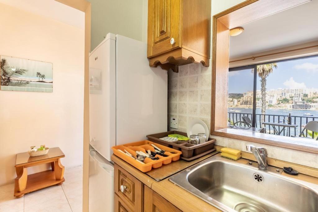 Lovely Seaview Apt At St Paul'S Bay Экстерьер фото