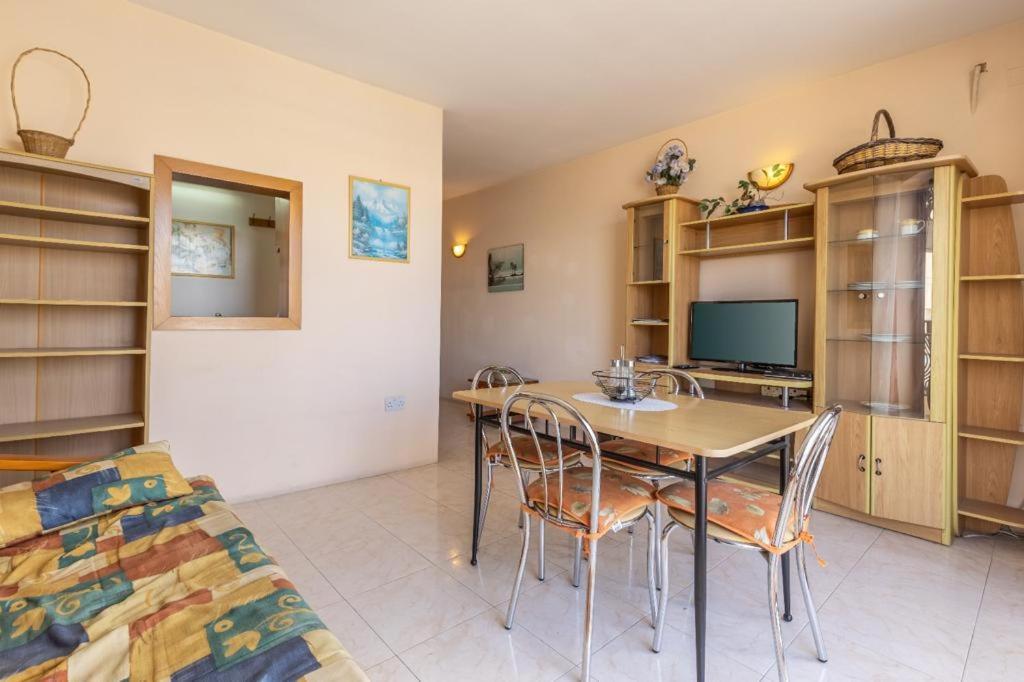 Lovely Seaview Apt At St Paul'S Bay Экстерьер фото